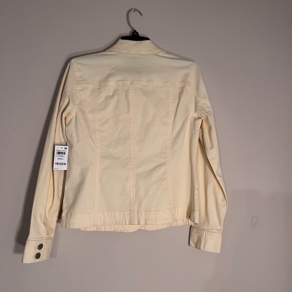 Chapter club - Picture 3 of 3